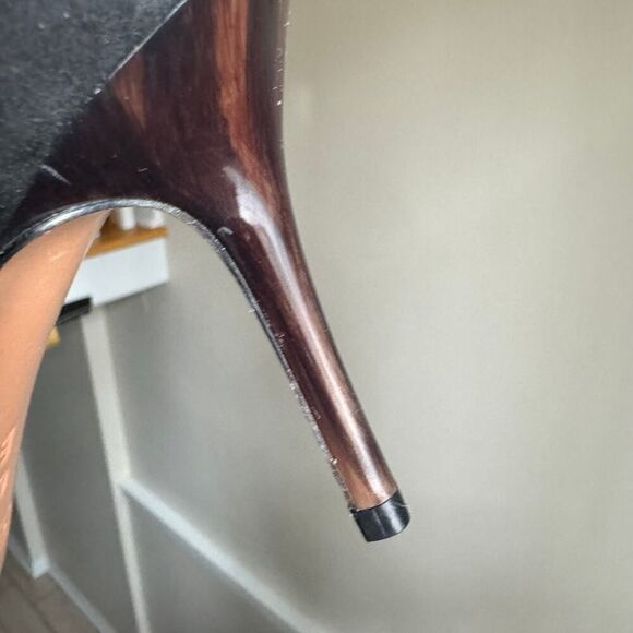 Coach Nala Kid Suede Black & Tortoiseshell  Stiletto Heels NWT size 6.5 - Picture 10 of 10